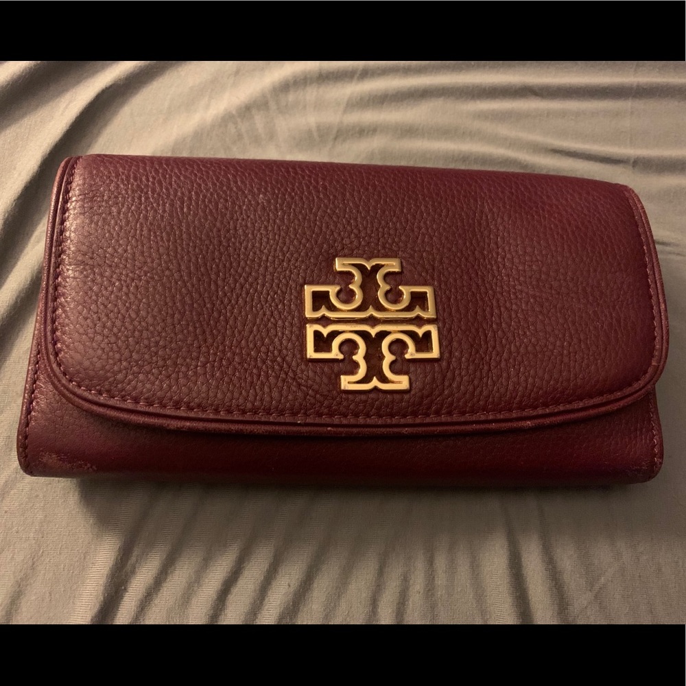 Tory Burch wallet